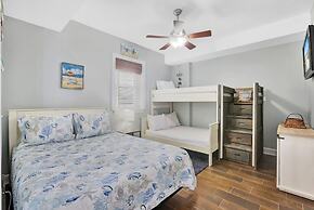 Regency Isle 806 2 BR 2 5 BA Gulf-front A