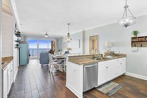 Regency Isle 806 2 BR 2 5 BA Gulf-front A