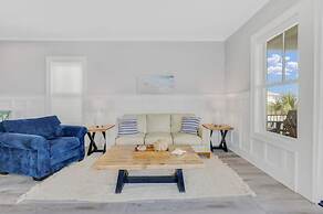 Porpoise-full Life Spacious Beach Home w Pool