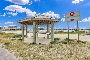 Porpoise-full Life Spacious Beach Home w Pool