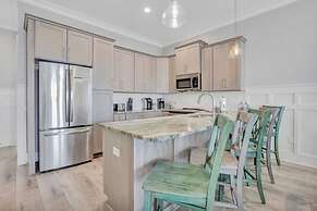 Porpoise-full Life Spacious Beach Home w Pool