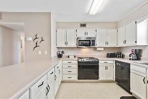 Portside 108- On Ole River Bring Boat Pool