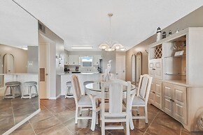 Portside 108- On Ole River Bring Boat Pool