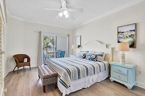 Palm Beach 22D 2 BR 2 5 BA Beach-view