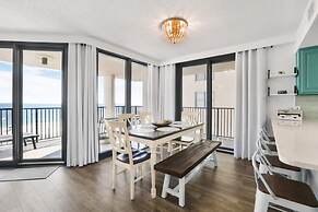 Phoenix III 3031 Beachfront End-unit