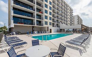 Island Wind West 177 Next to Hangout Pool Beach