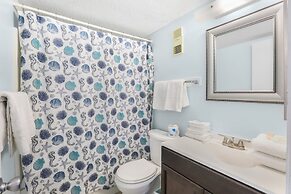 Island Wind West 177 Next to Hangout Pool Beach