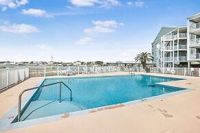 Jubilee Landing 306 Beach Bay Boat Slip Pool