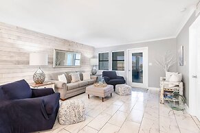 Jubilee Landing 306 Beach Bay Boat Slip Pool