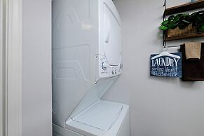 Harbour Place 102- Gulf-front Pool hot tub