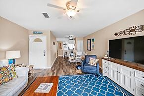 Gulfside Townhome 32 Beachfront Townhouse w Pool