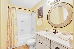 Grand Pointe 502- Gulf-front Water on 2 Sides