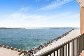 Grand Pointe 502- Gulf-front Water on 2 Sides