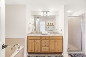 Four Seasons 502-e Pier Newly Remodeled