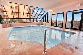 Four Seasons 502-e Pier Newly Remodeled