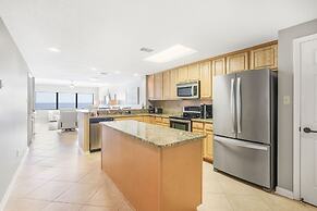 Four Seasons 502-e Pier Newly Remodeled