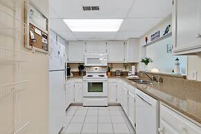 Gulf Tower 12A Direct Gulf-front 2 2 Sleeps 6