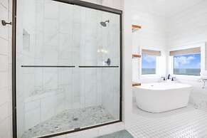 Lil Tip Sea 8 BR Private Pool Elevator Beach