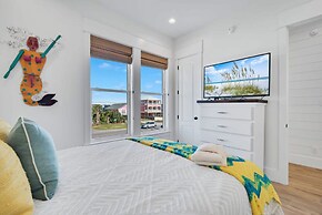 Lil Tip Sea 8 BR Private Pool Elevator Beach