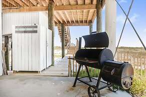 Lil Tip Sea 8 BR Private Pool Elevator Beach