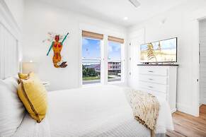 Lil Tip Sea 8 BR Private Pool Elevator Beach