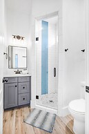 Lil Tip Sea 8 BR Private Pool Elevator Beach