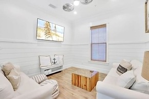 Lil Tip Sea 8 BR Private Pool Elevator Beach