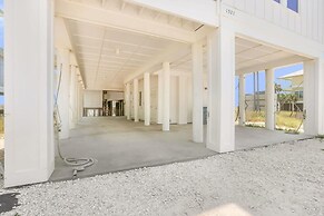 Lil Tip Sea 8 BR Private Pool Elevator Beach