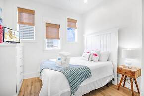 Lil Tip Sea 8 BR Private Pool Elevator Beach