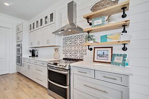 Lil Tip Sea 8 BR Private Pool Elevator Beach