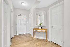 Admirals Quarters 802 Amenities Galore Spacious