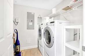 Admirals Quarters 802 Amenities Galore Spacious