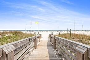 Admirals Quarters 802 Amenities Galore Spacious