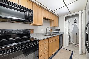 Edgewater 82- Floor to Ceiling Glass Doors