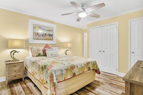 Phoenix I 1047 Gulf-front 2 2 A Amenities