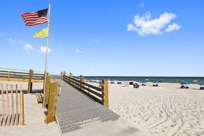 Phoenix I 1047 Gulf-front 2 2 A Amenities