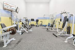 Phoenix I 1047 Gulf-front 2 2 A Amenities