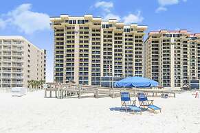 Phoenix I 1112 11th Floor Splash pad Beachfront