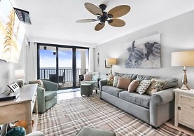 Phoenix I 1112 11th Floor Splash pad Beachfront