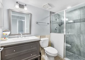 Phoenix I 1112 11th Floor Splash pad Beachfront