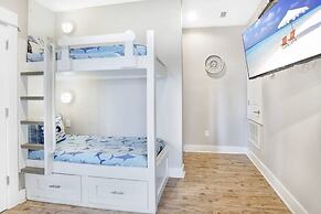 Life s Porpoise A Steps From Beach Pool