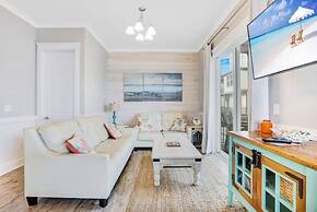 Life s Porpoise A Steps From Beach Pool