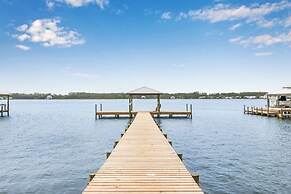 Life s Porpoise A Steps From Beach Pool