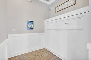 Life s Porpoise A Steps From Beach Pool