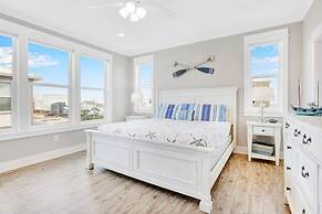 Life s Porpoise A Steps From Beach Pool