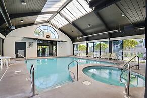 Pelican Pointe1204 3BR 2BA Gulf-front