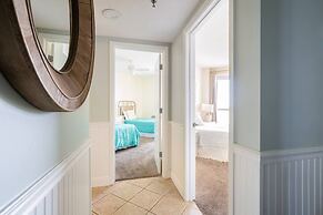 Pelican Pointe1204 3BR 2BA Gulf-front