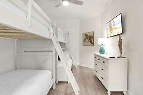 The Enclave 401 4th Floor Corner-unit Beachfront