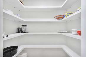 The Enclave 401 4th Floor Corner-unit Beachfront