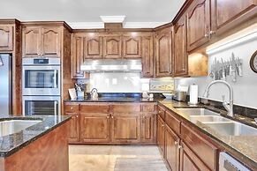 Dear Time Beach House- Elevator Sleeps 10 Pool